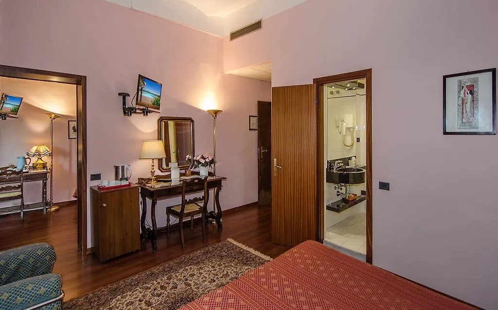 Hotel Rex Lucca 3*,  Italy